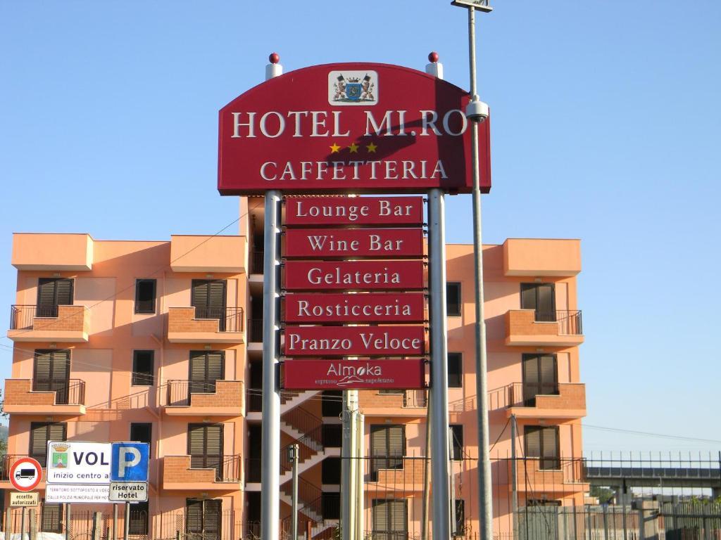 كاسالنْووفو دي نابولِ Hotel Mi.Ro. المظهر الخارجي الصورة